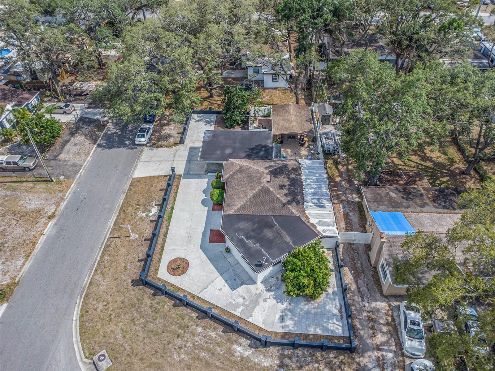 Image 30 of 30 For 202 Azalea Avenue