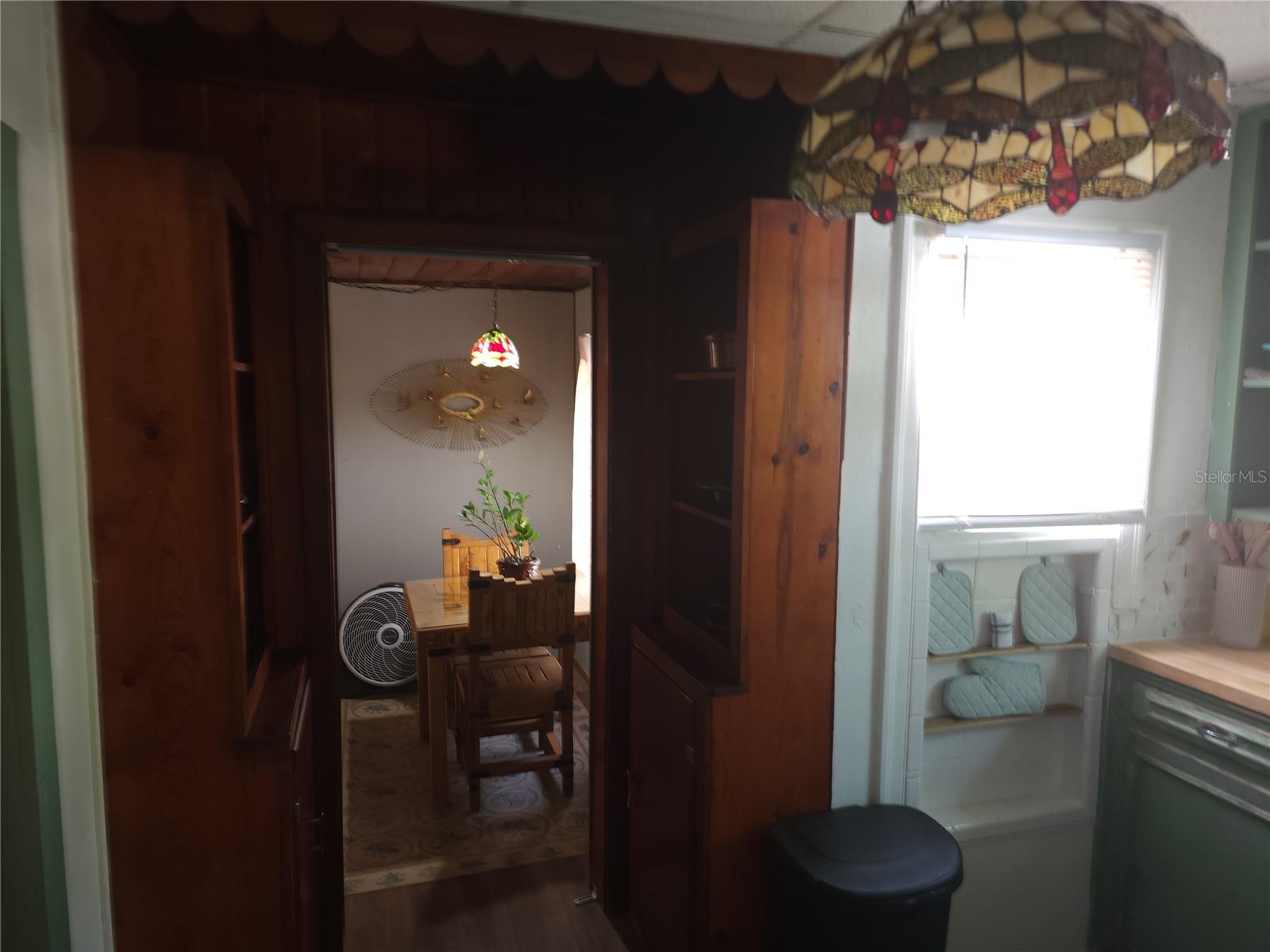 Image 10 of 33 For 116 Arrawana Avenue