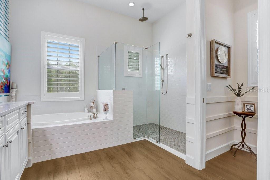 Image 31 of 75 For 14910 Tom Fazio Court