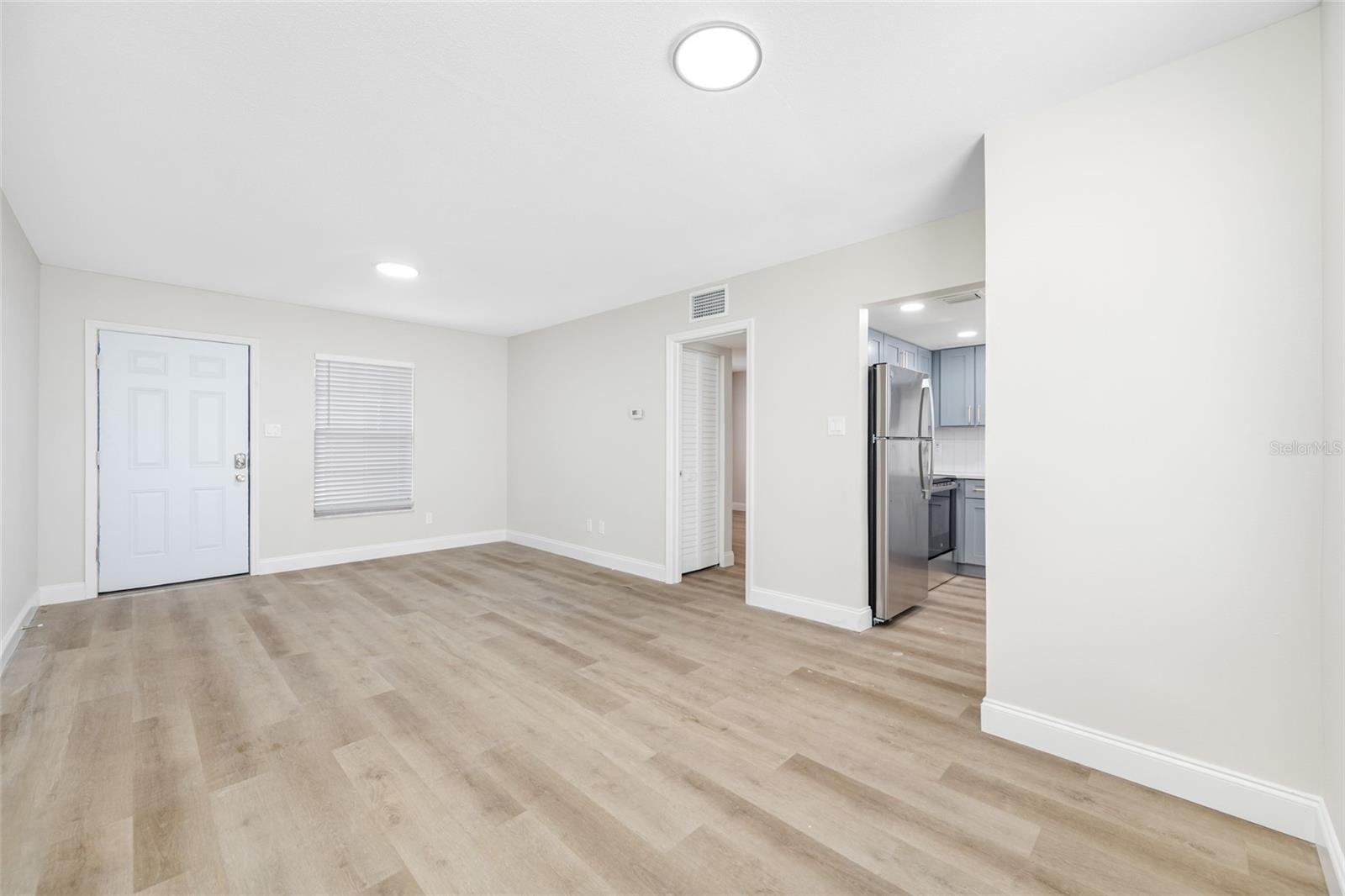 Image 9 of 15 For 155 Davis Boulevard 1