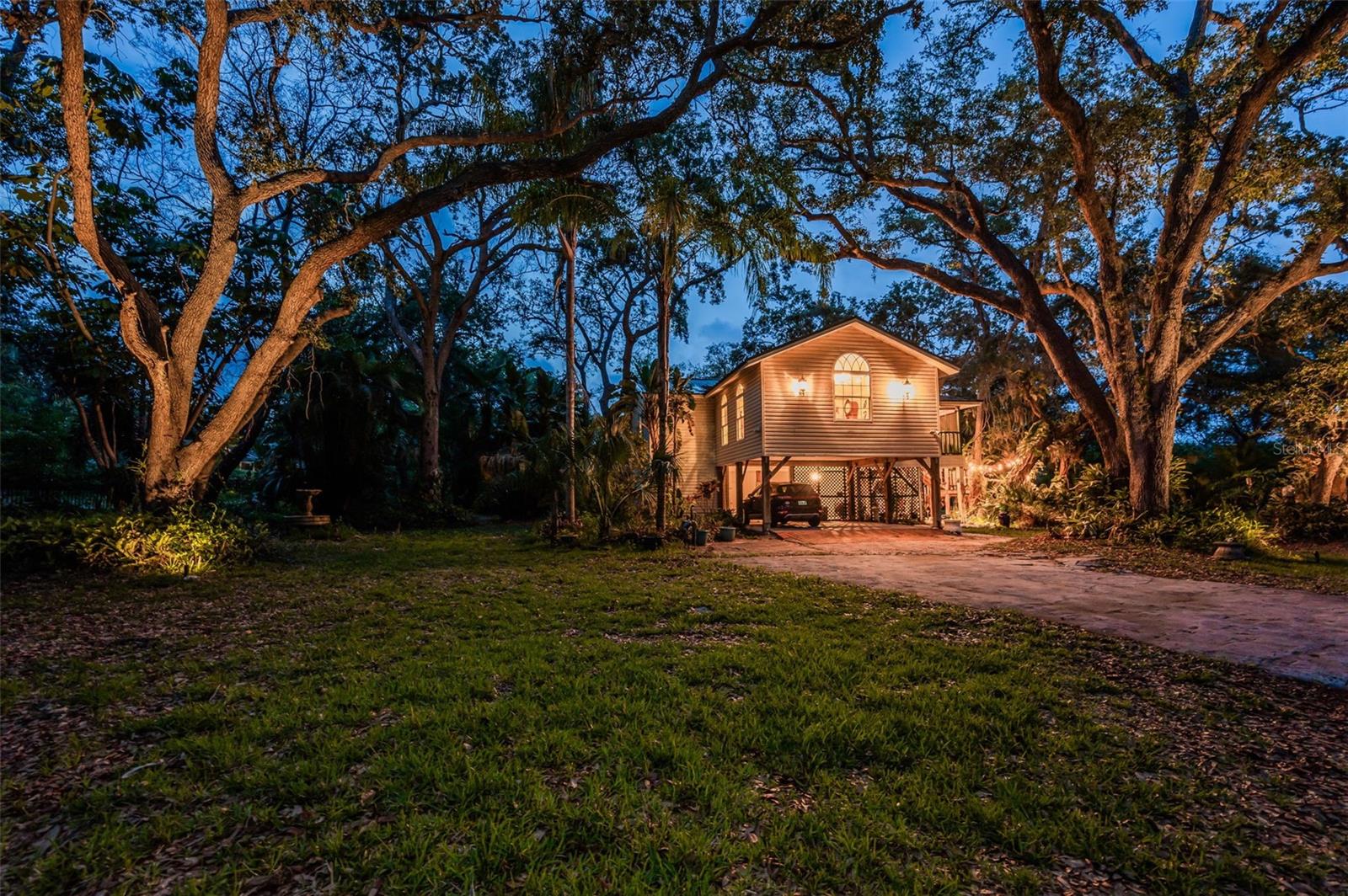 Listing photo id 9 for 420 Hanby Street