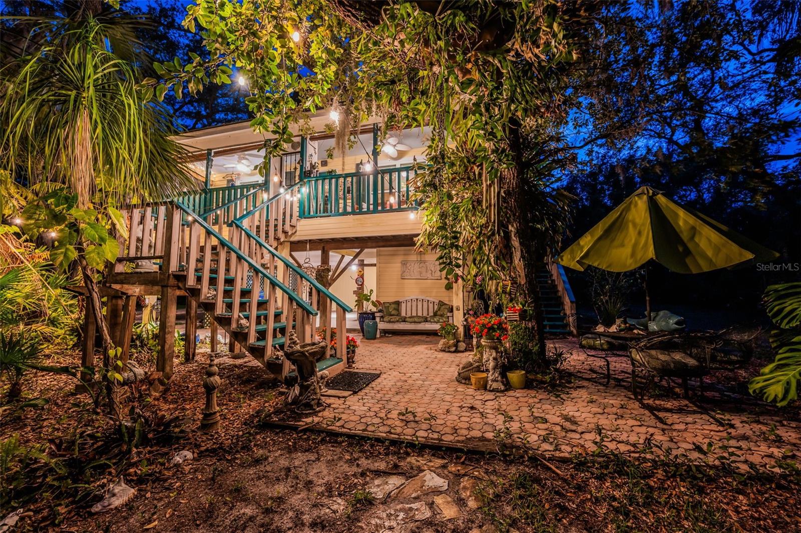 Listing photo id 17 for 420 Hanby Street