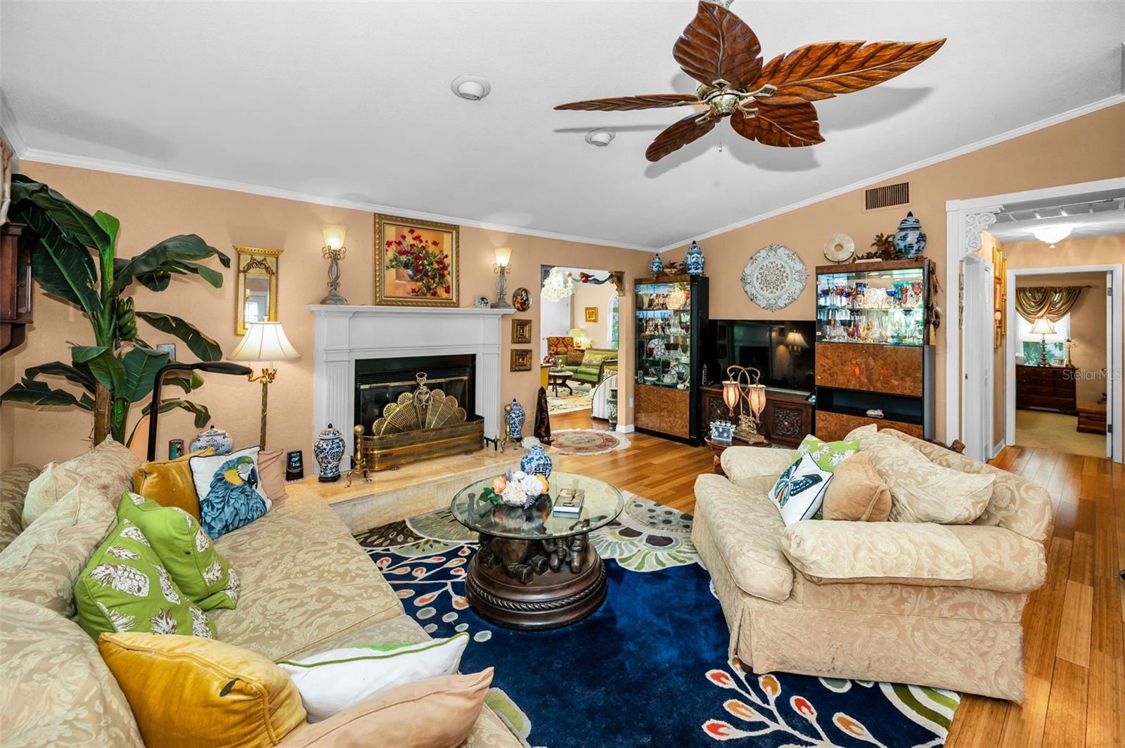 Listing photo id 26 for 420 Hanby Street