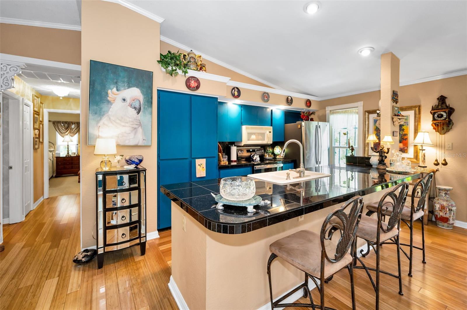 Listing photo id 28 for 420 Hanby Street