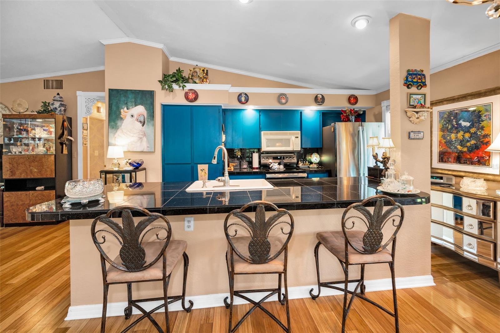 Listing photo id 29 for 420 Hanby Street