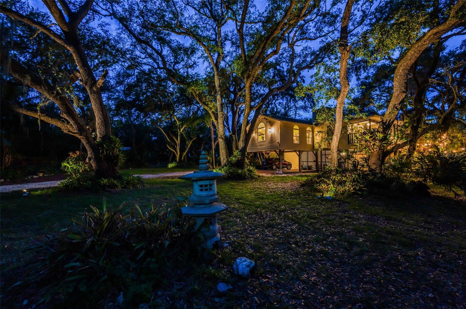 Listing photo id 46 for 420 Hanby Street