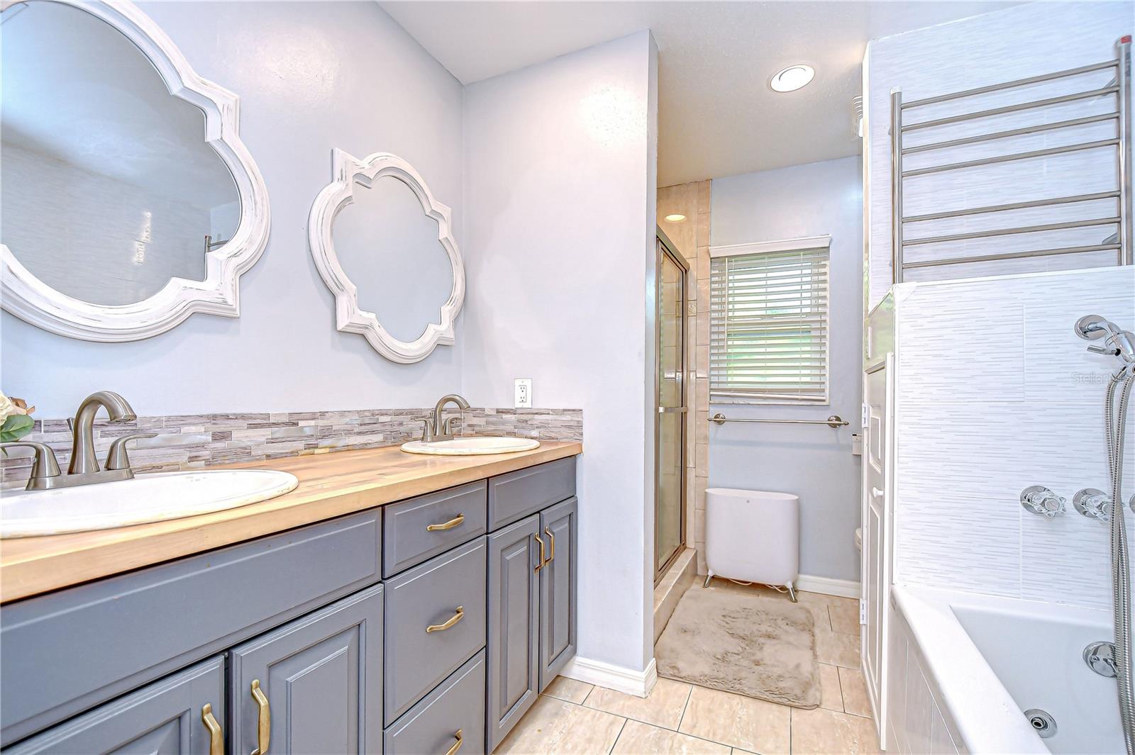 Image 18 of 34 For 2524 Laurelwood Lane
