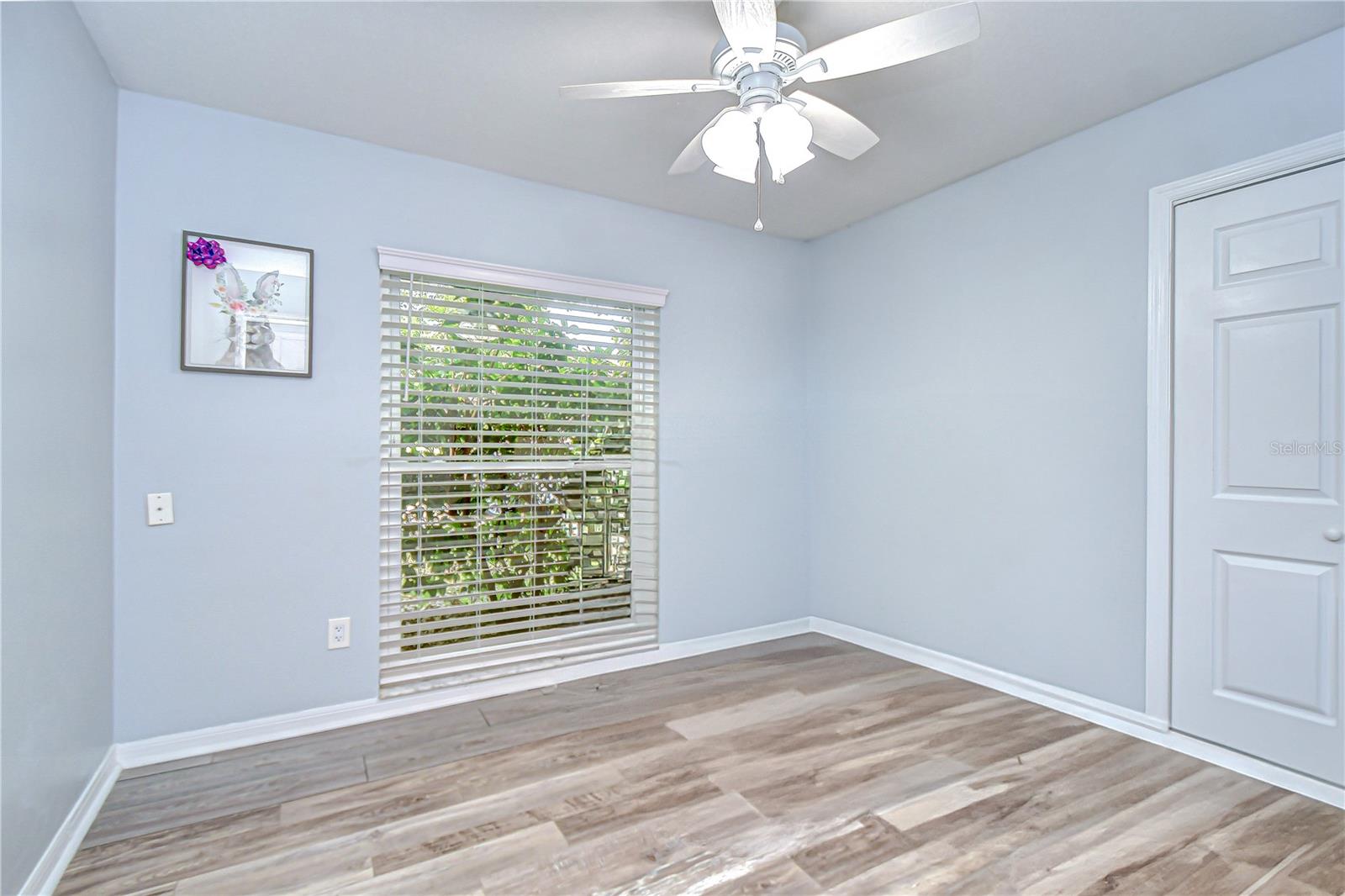 Image 21 of 34 For 2524 Laurelwood Lane
