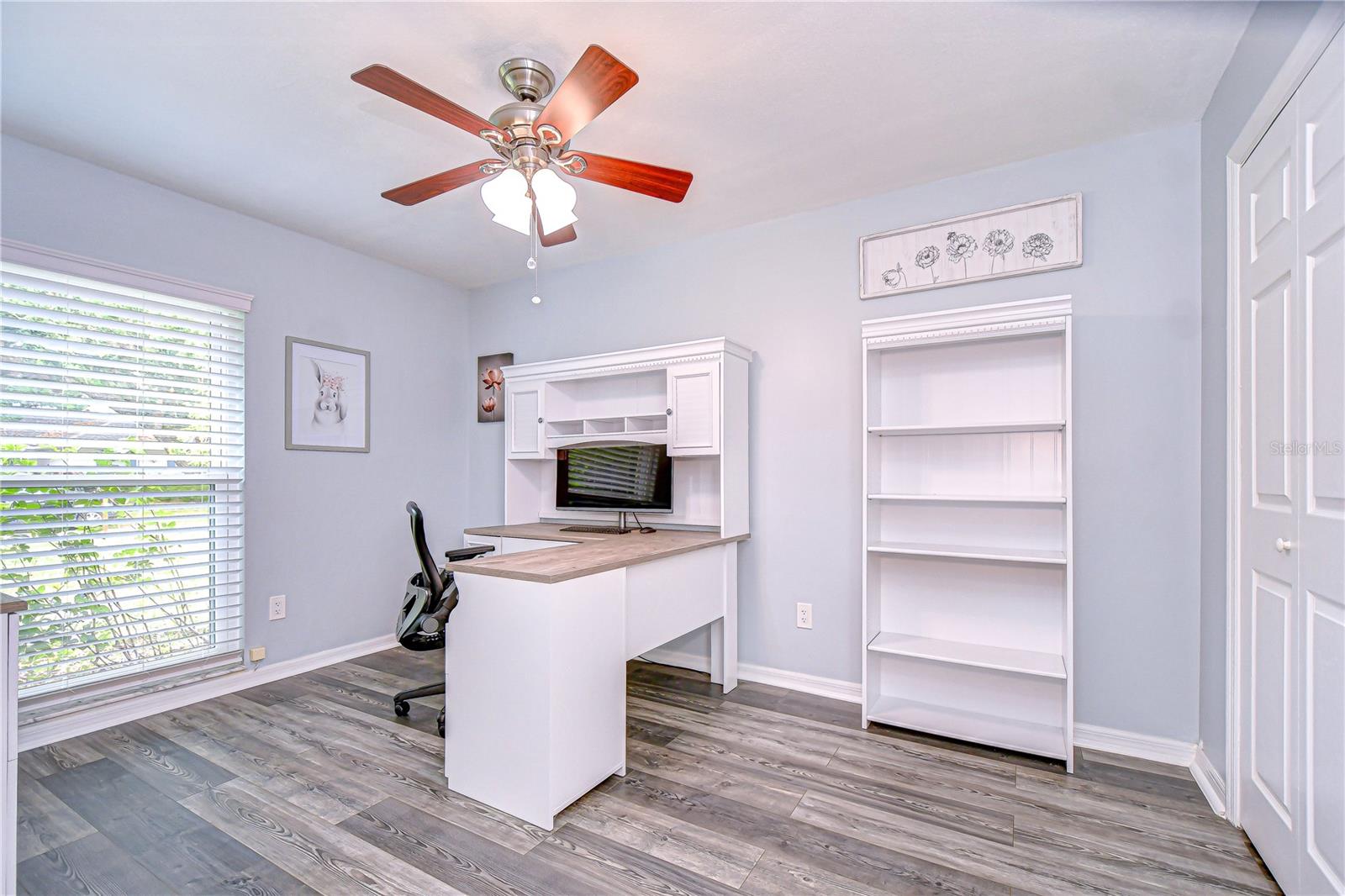 Image 22 of 34 For 2524 Laurelwood Lane