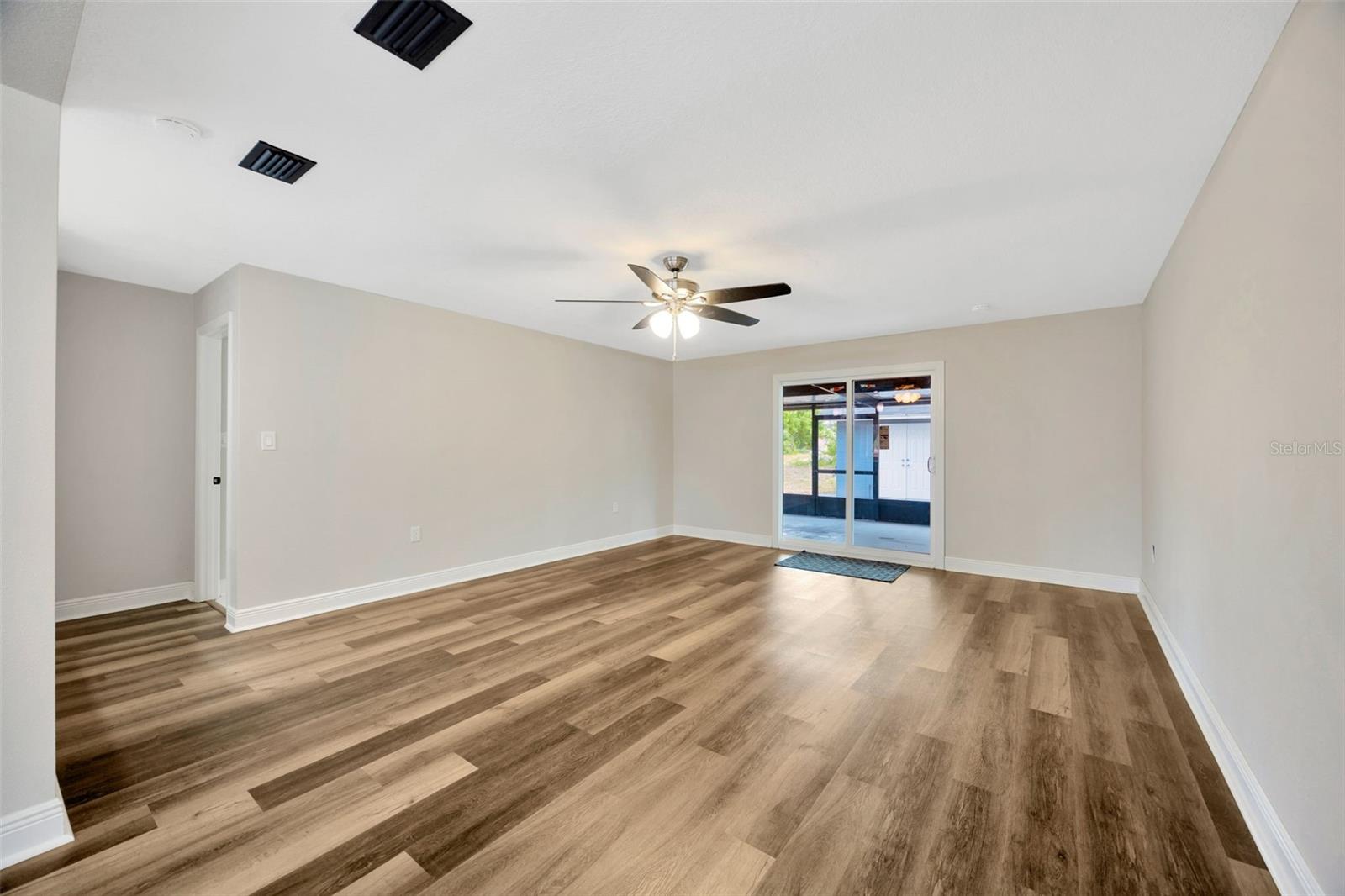 Image 9 of 50 For 1304 Ferrell Street