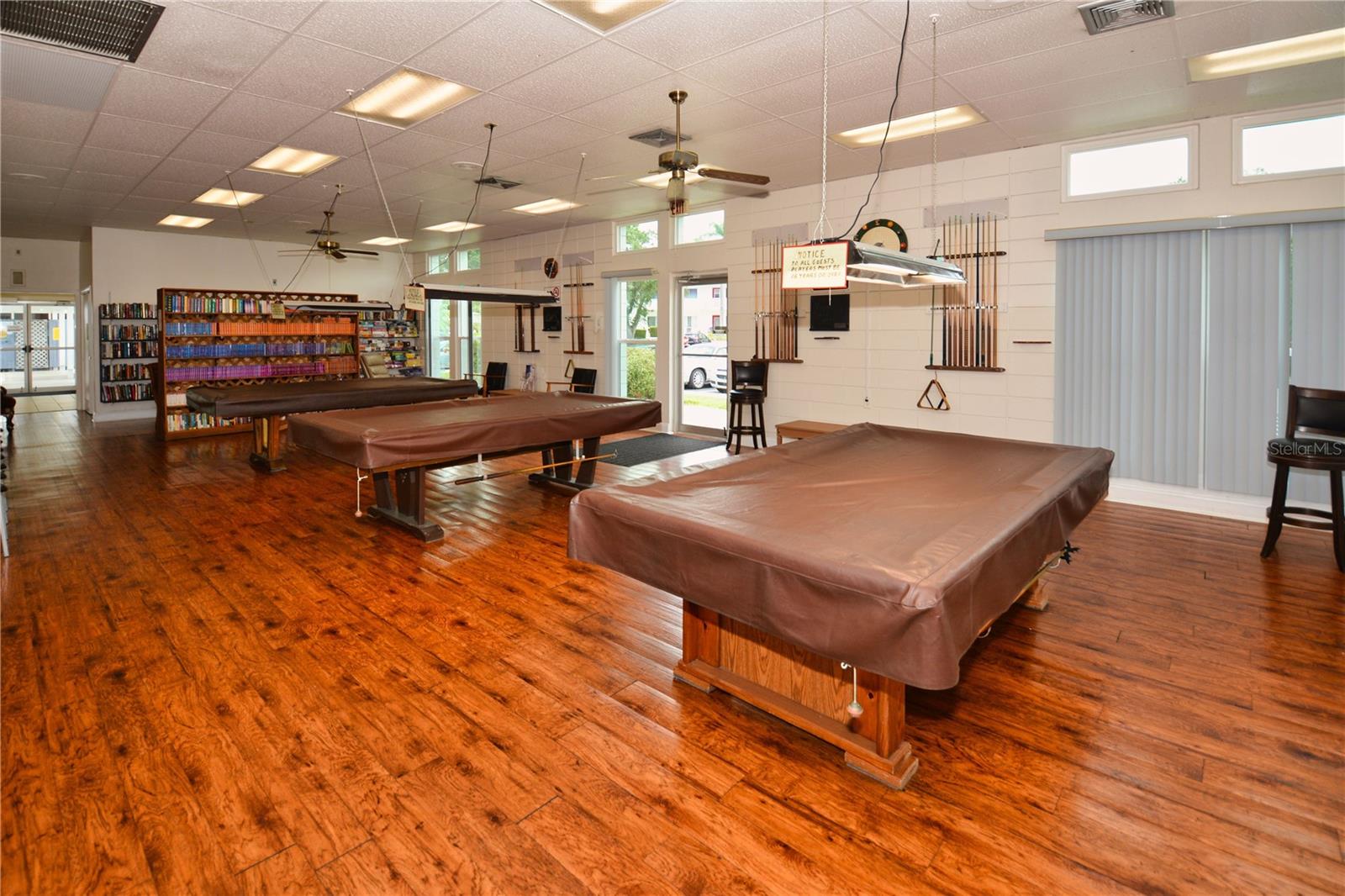 Image 14 of 19 For 8055 112th Street 406