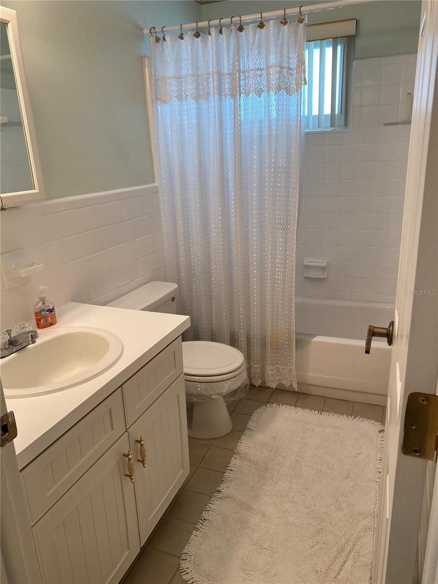 Image 9 of 19 For 8055 112th Street 406