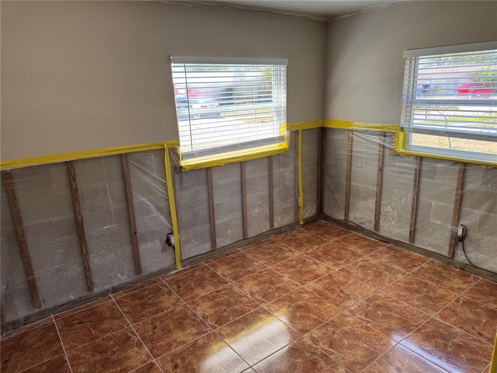 Image 11 of 50 For 5813 Oxford Drive