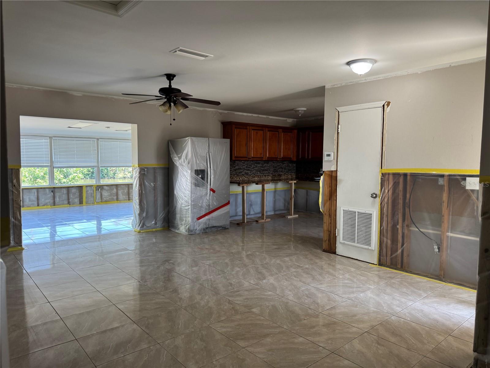 Image 2 of 50 For 5813 Oxford Drive