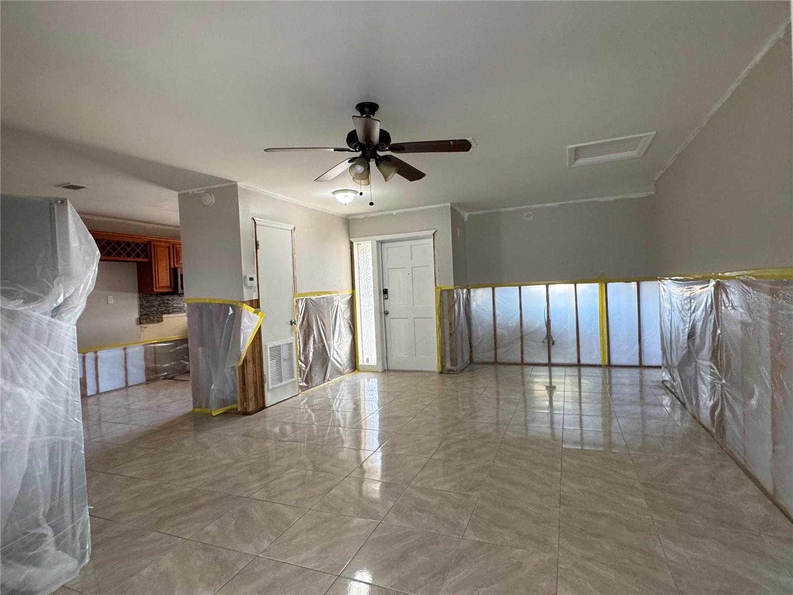 Image 4 of 50 For 5813 Oxford Drive