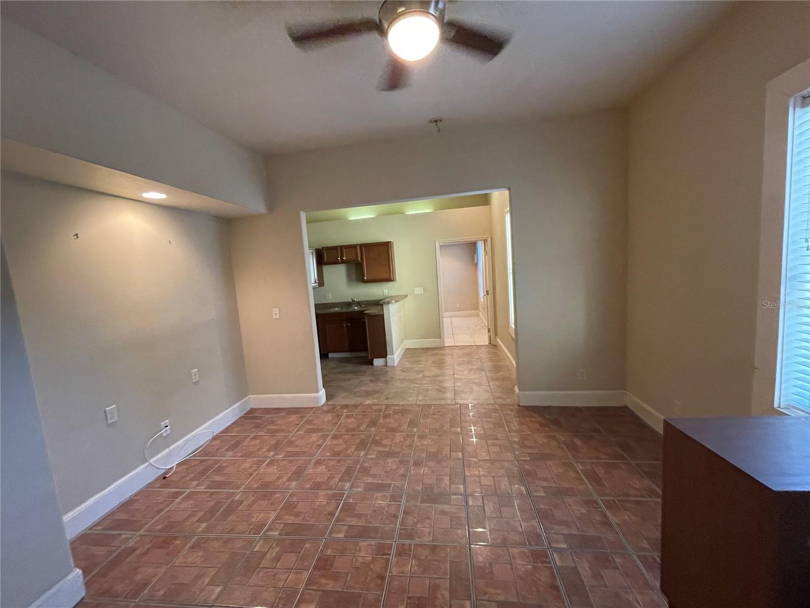 Image 2 of 10 For 739 Dartmoor Street N 739