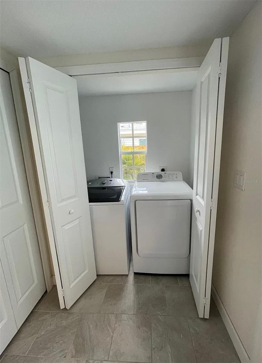 Image 43 of 48 For 5111 28th Avenue N