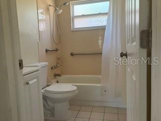 Listing photo id 5 for 7425 Maryland Avenue W