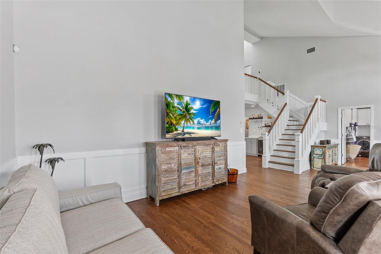 Image 17 of 50 For 297 1st Street W