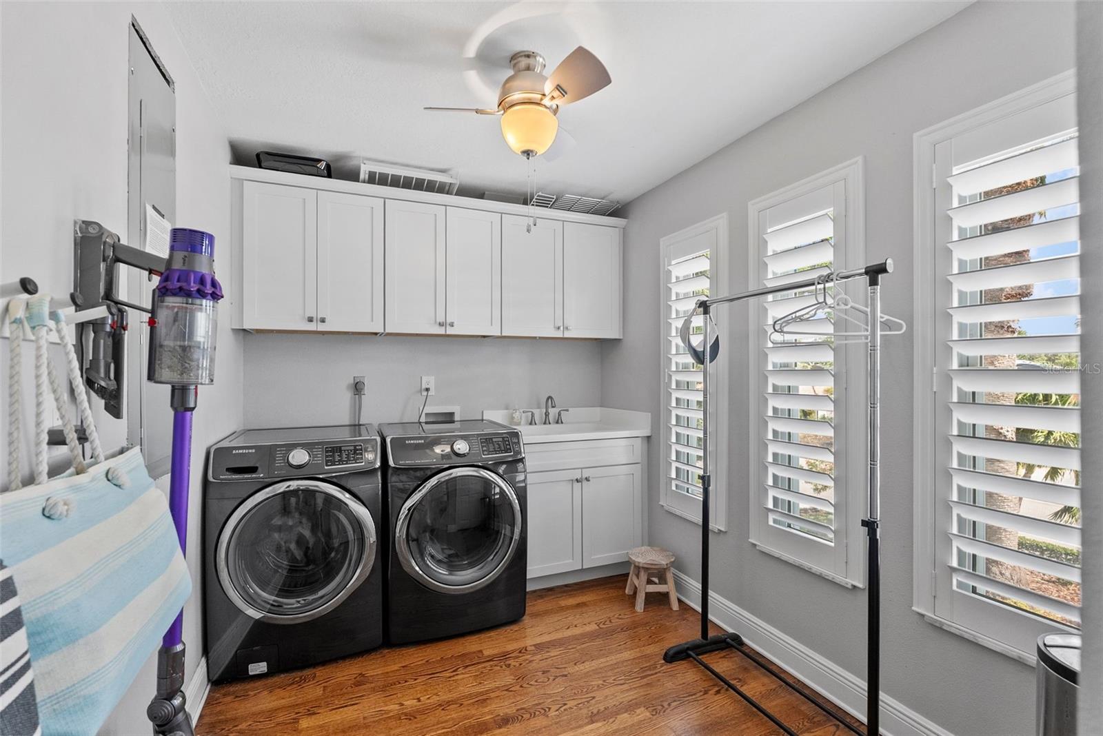 Image 31 of 50 For 297 1st Street W