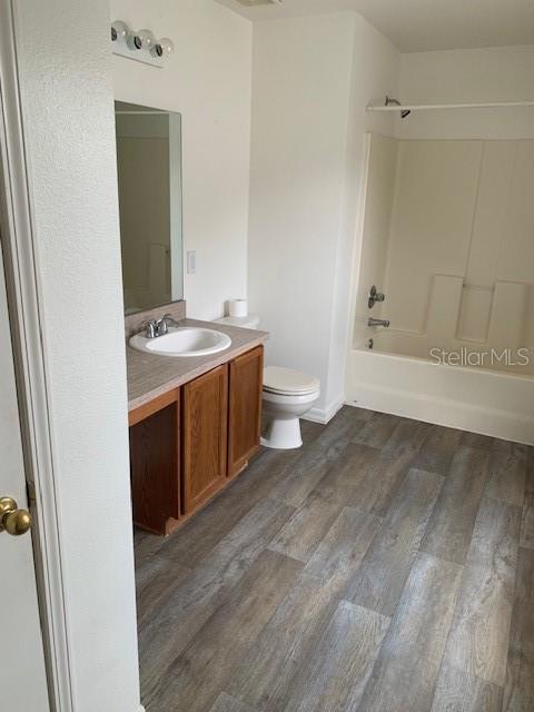 Image 13 of 16 For 13516 Mango Bay Drive