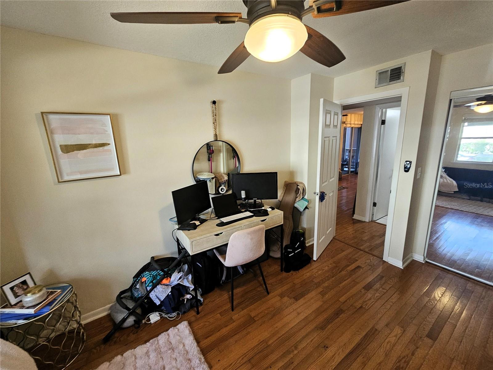 Image 12 of 21 For 606 Albany Avenue 10