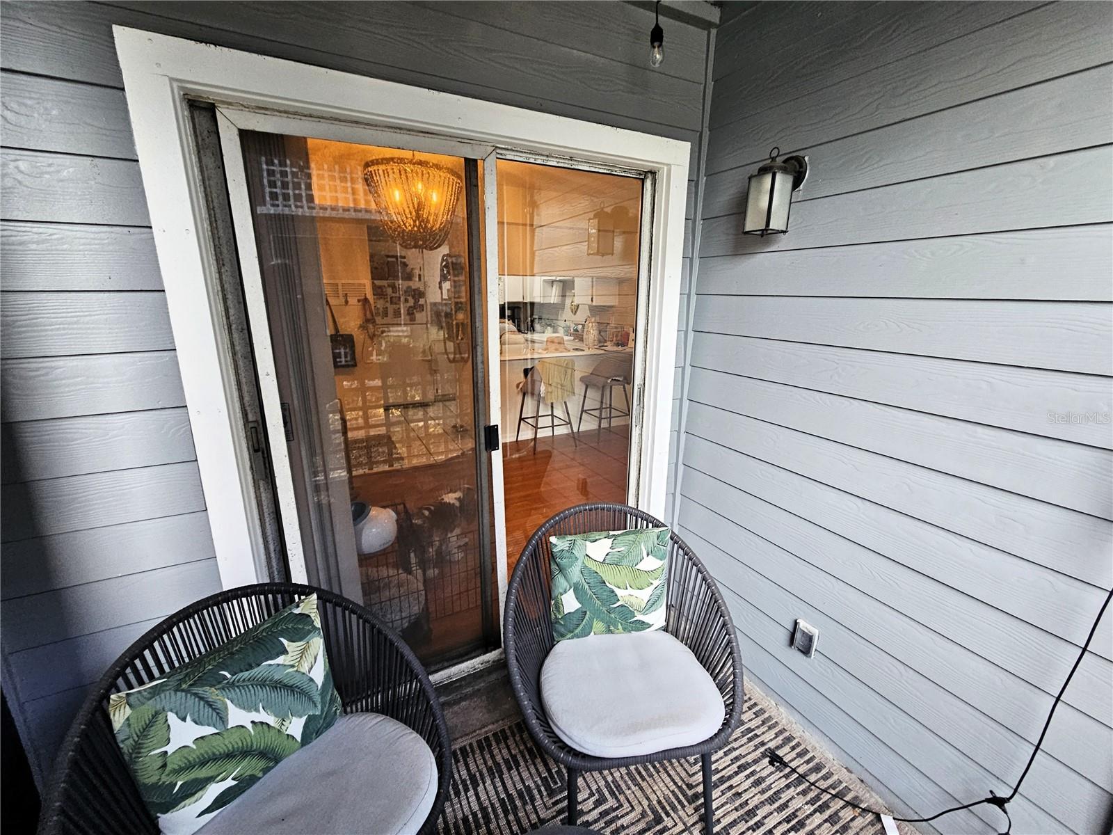 Image 19 of 21 For 606 Albany Avenue 10