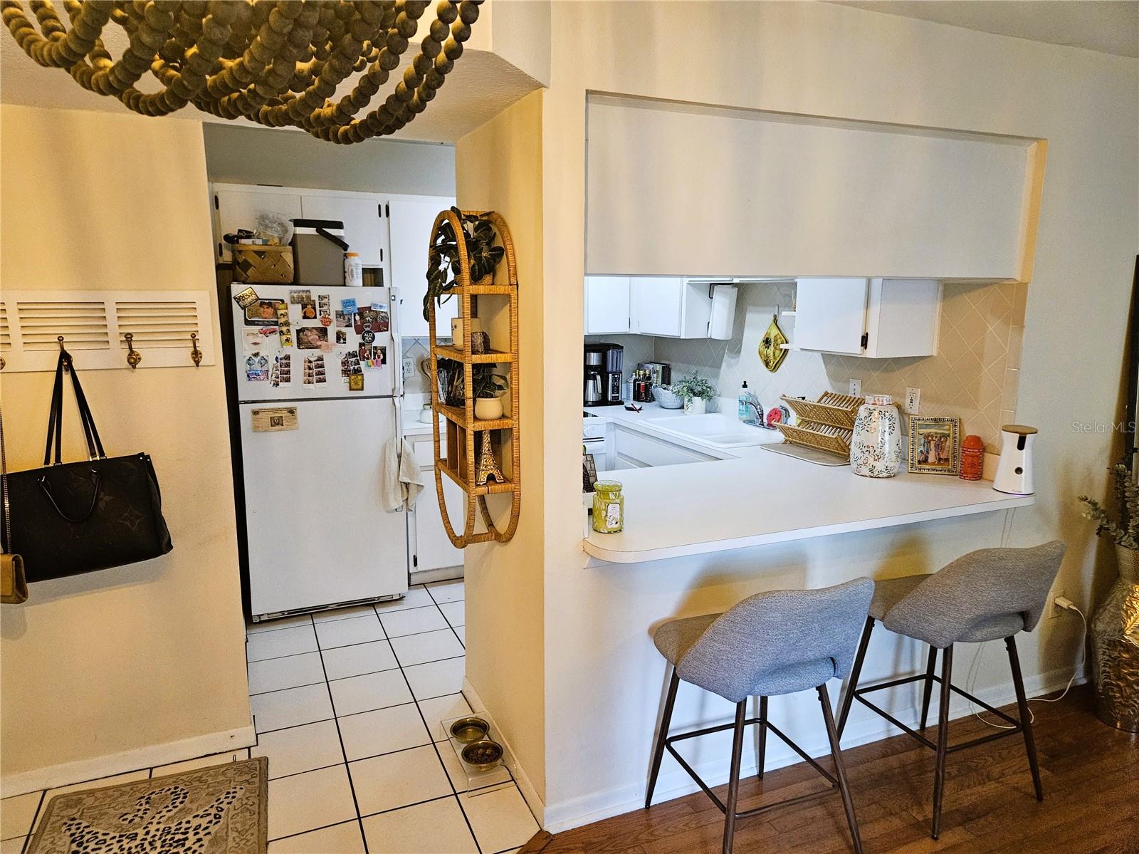 Image 5 of 21 For 606 Albany Avenue 10
