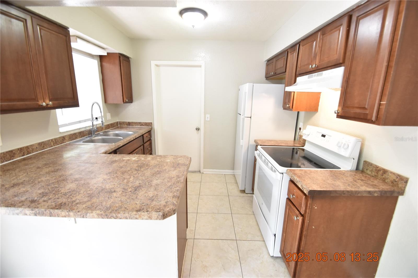Image 10 of 29 For 8320 Oleander Lane