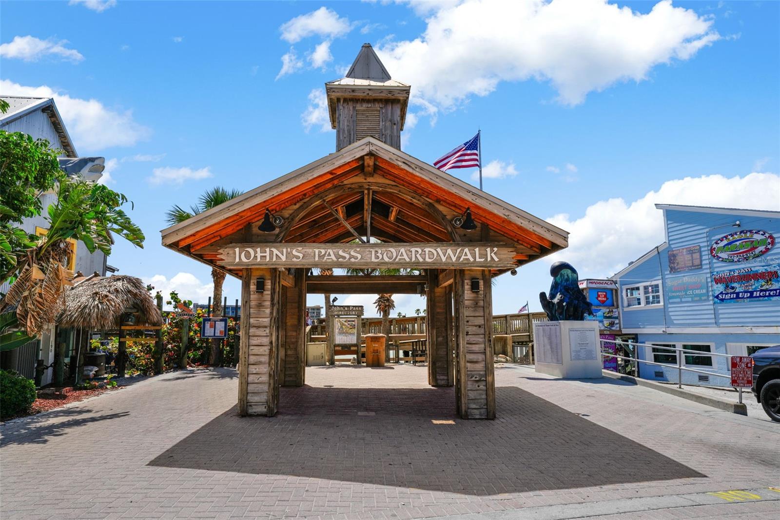 Listing photo id 51 for 13062 Gulf Boulevard