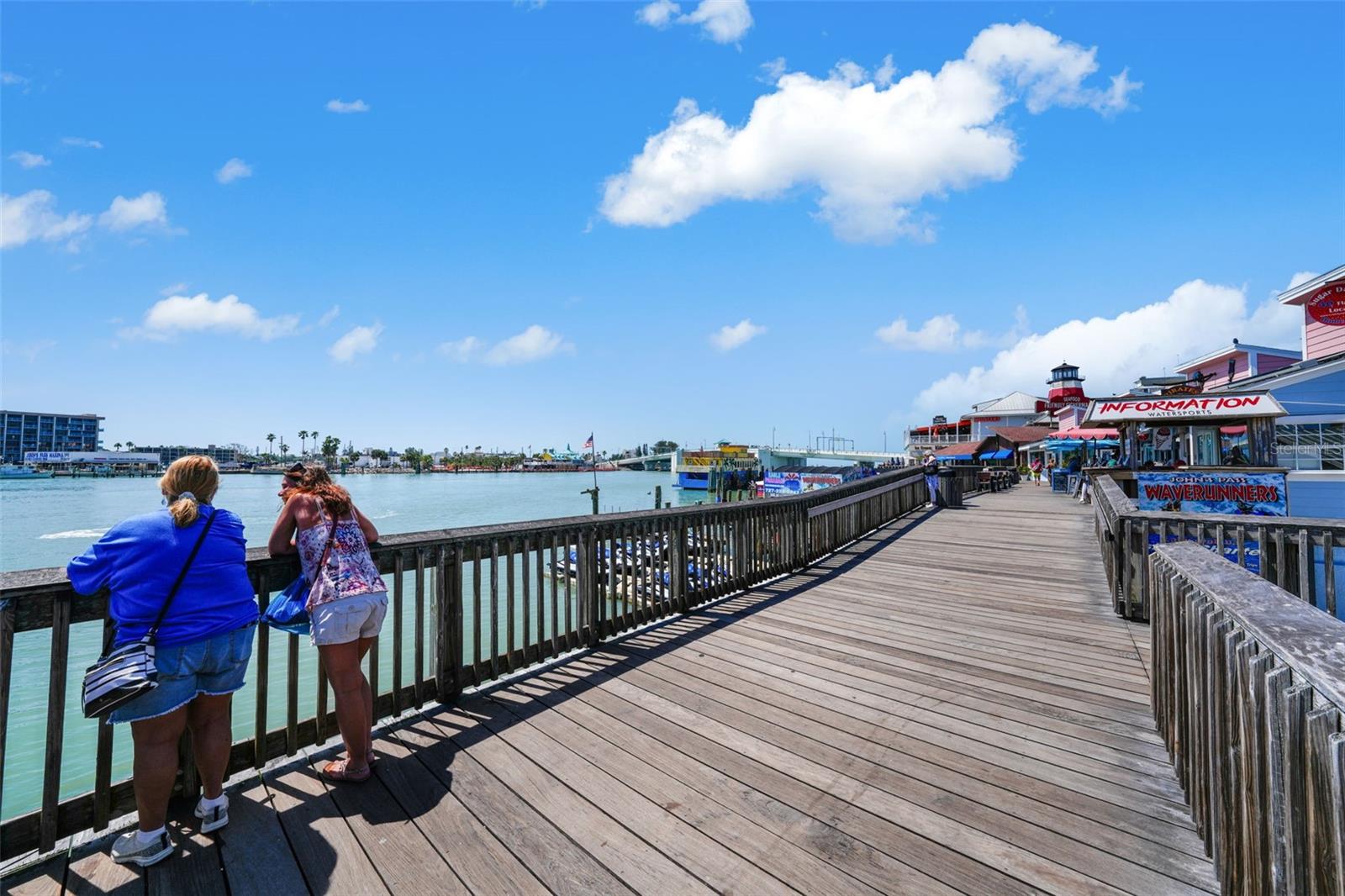 Listing photo id 57 for 13062 Gulf Boulevard