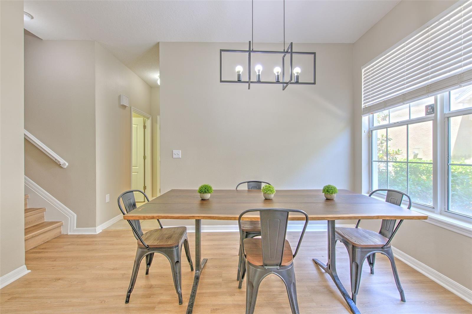 Image 11 of 23 For 6782 Breezy Palm Drive