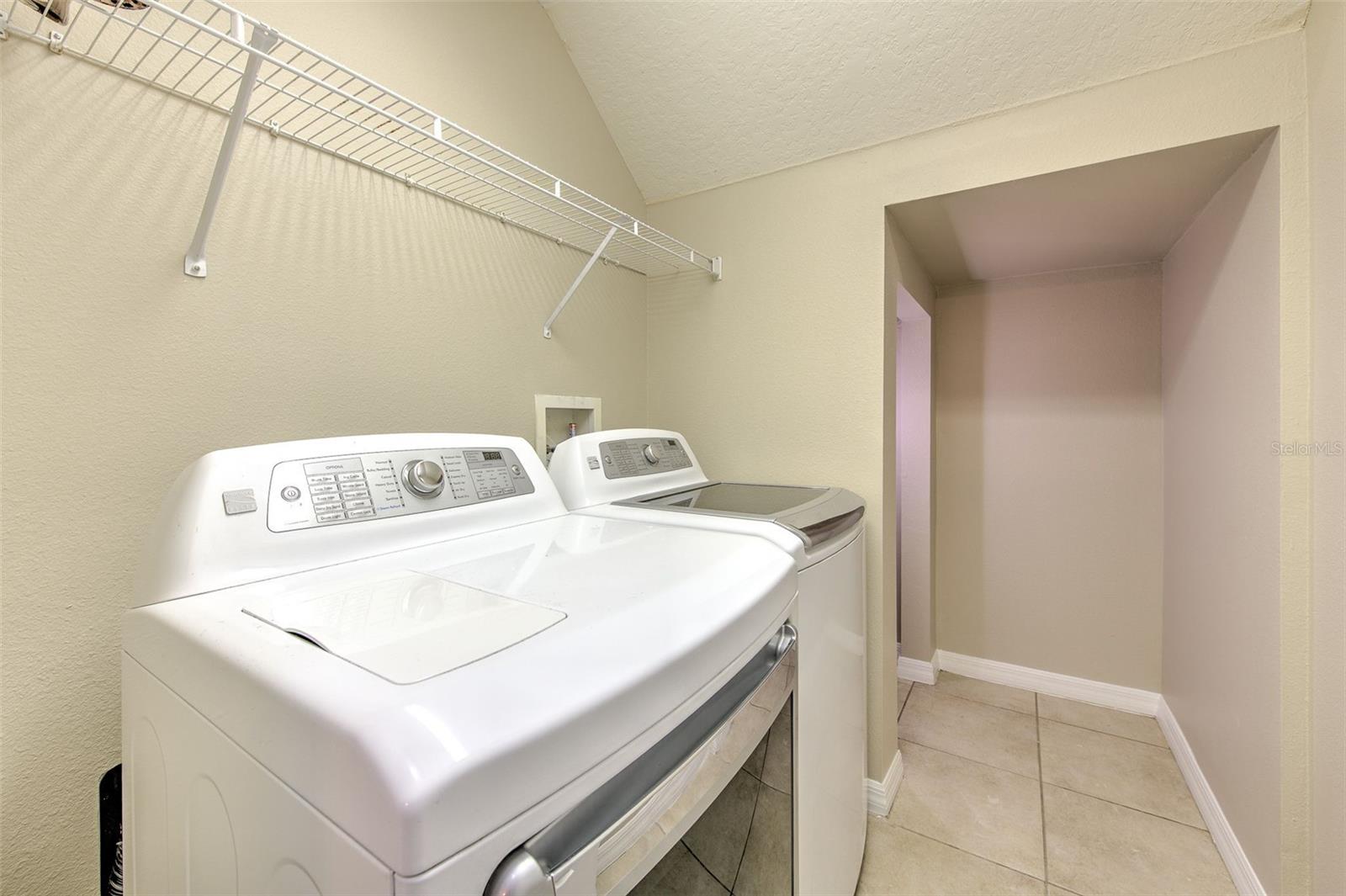 Image 20 of 23 For 6782 Breezy Palm Drive