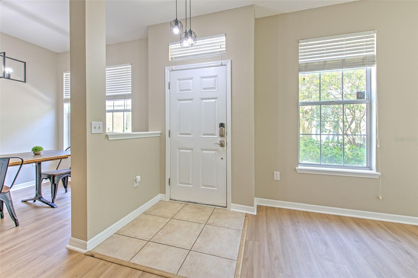 Image 4 of 23 For 6782 Breezy Palm Drive