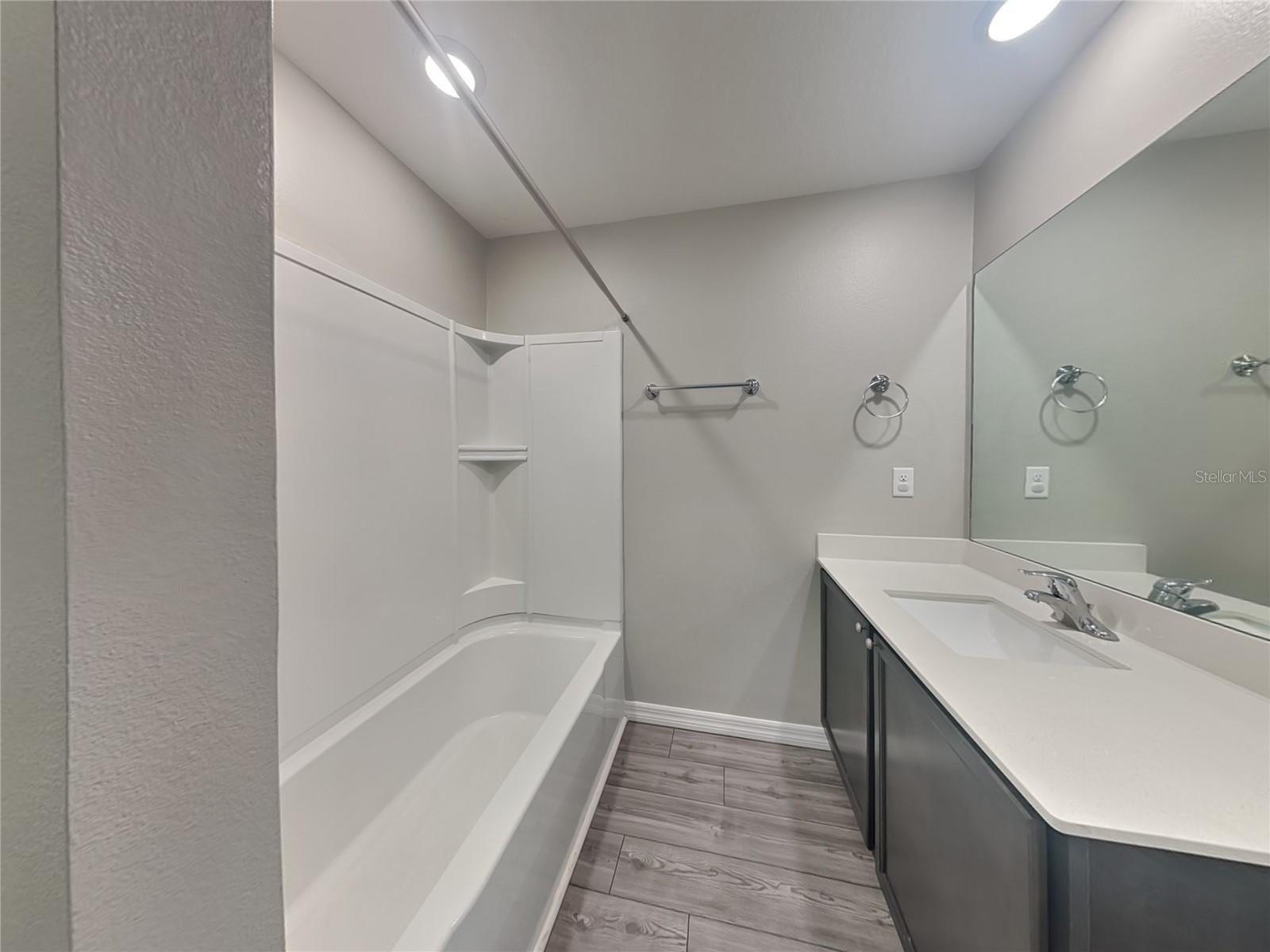 Image 12 of 15 For 1576 Wynford Circle