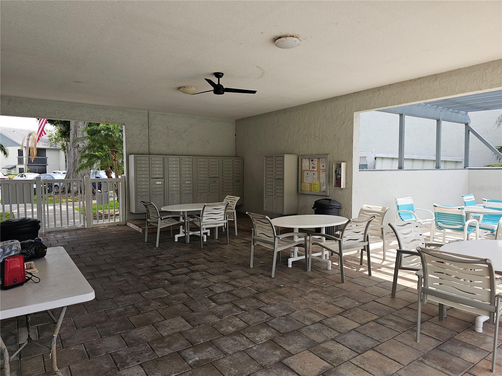 Listing photo id 28 for 11201 122nd Avenue 126