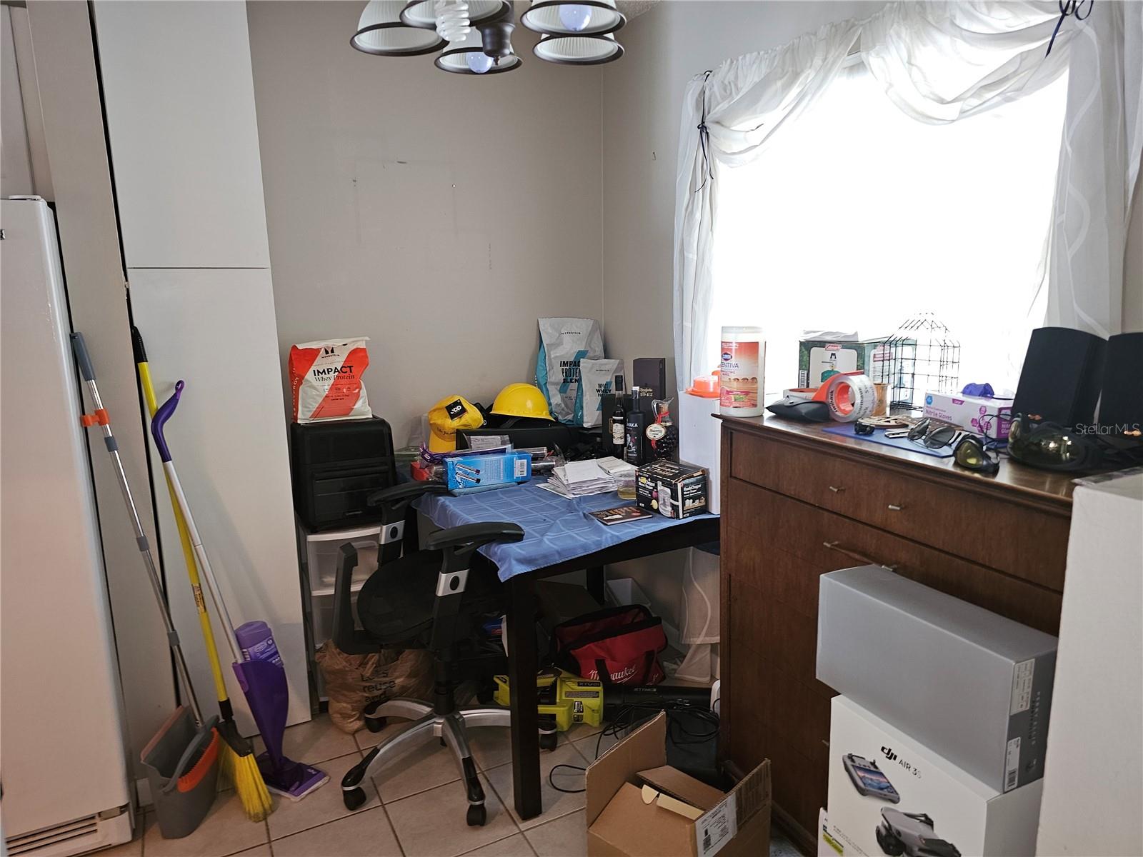 Listing photo id 4 for 11201 122nd Avenue 126