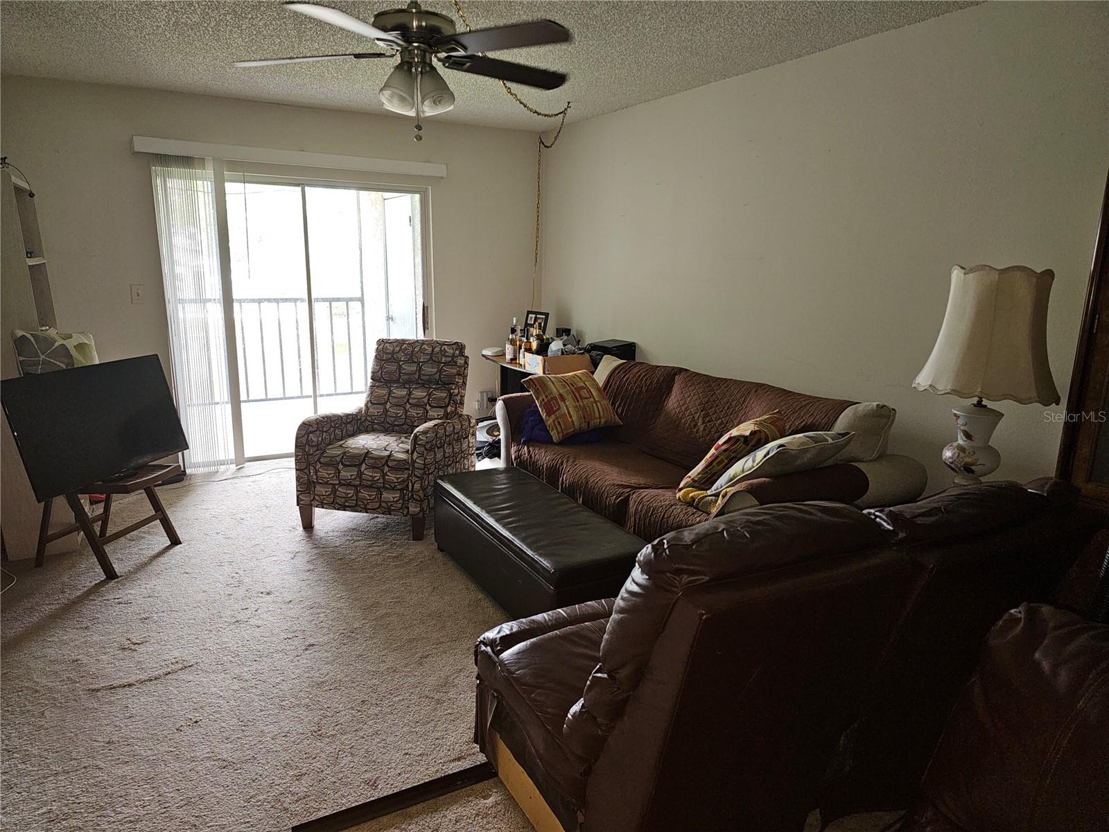 Listing photo id 6 for 11201 122nd Avenue 126