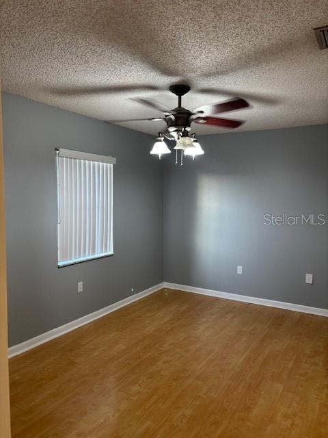 Listing photo id 2 for 12230 Skyler Lane