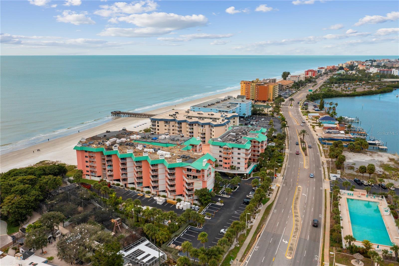 Image 16 of 40 For 18400 Gulf Boulevard 1105