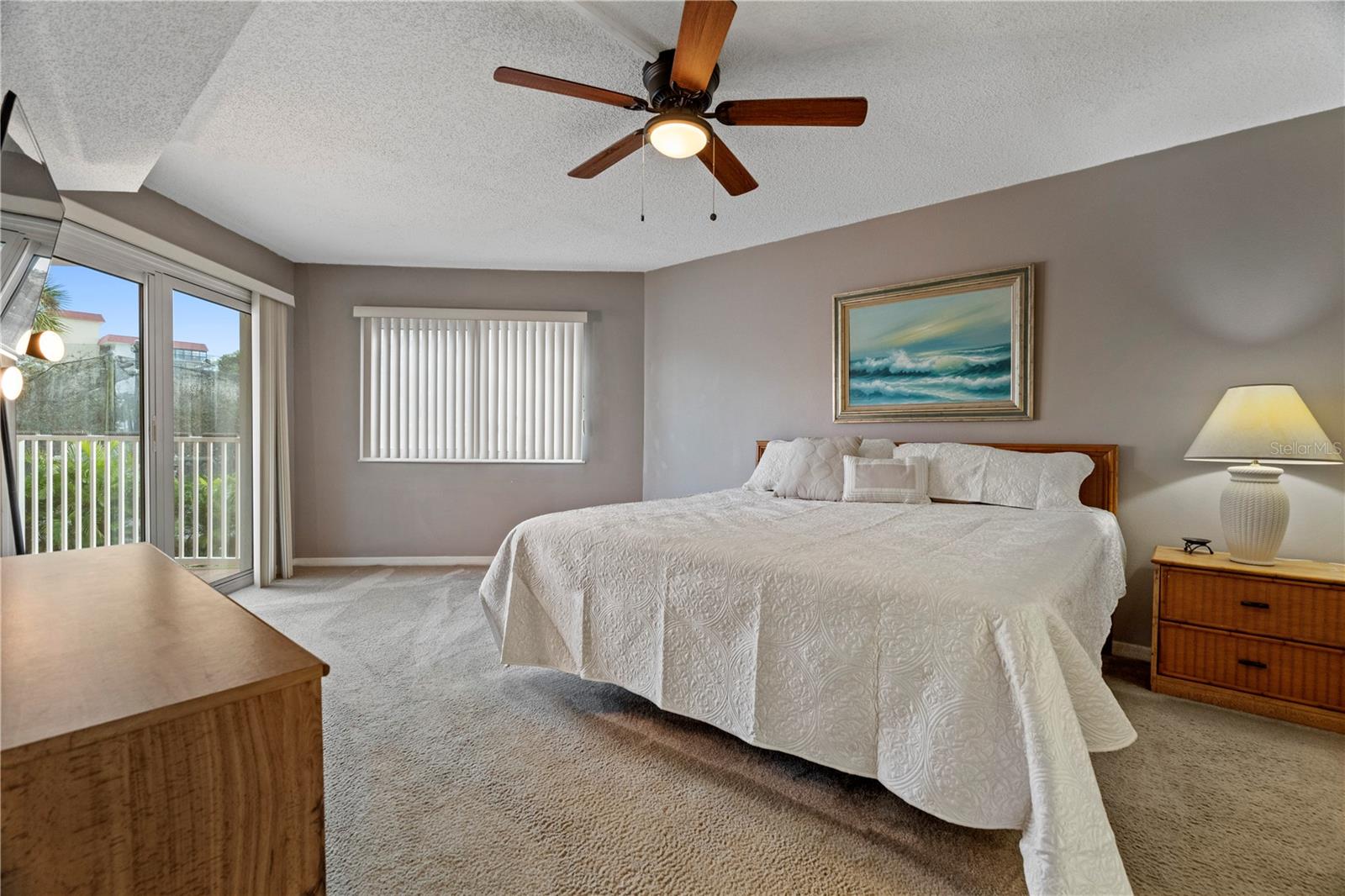 Image 29 of 40 For 18400 Gulf Boulevard 1105