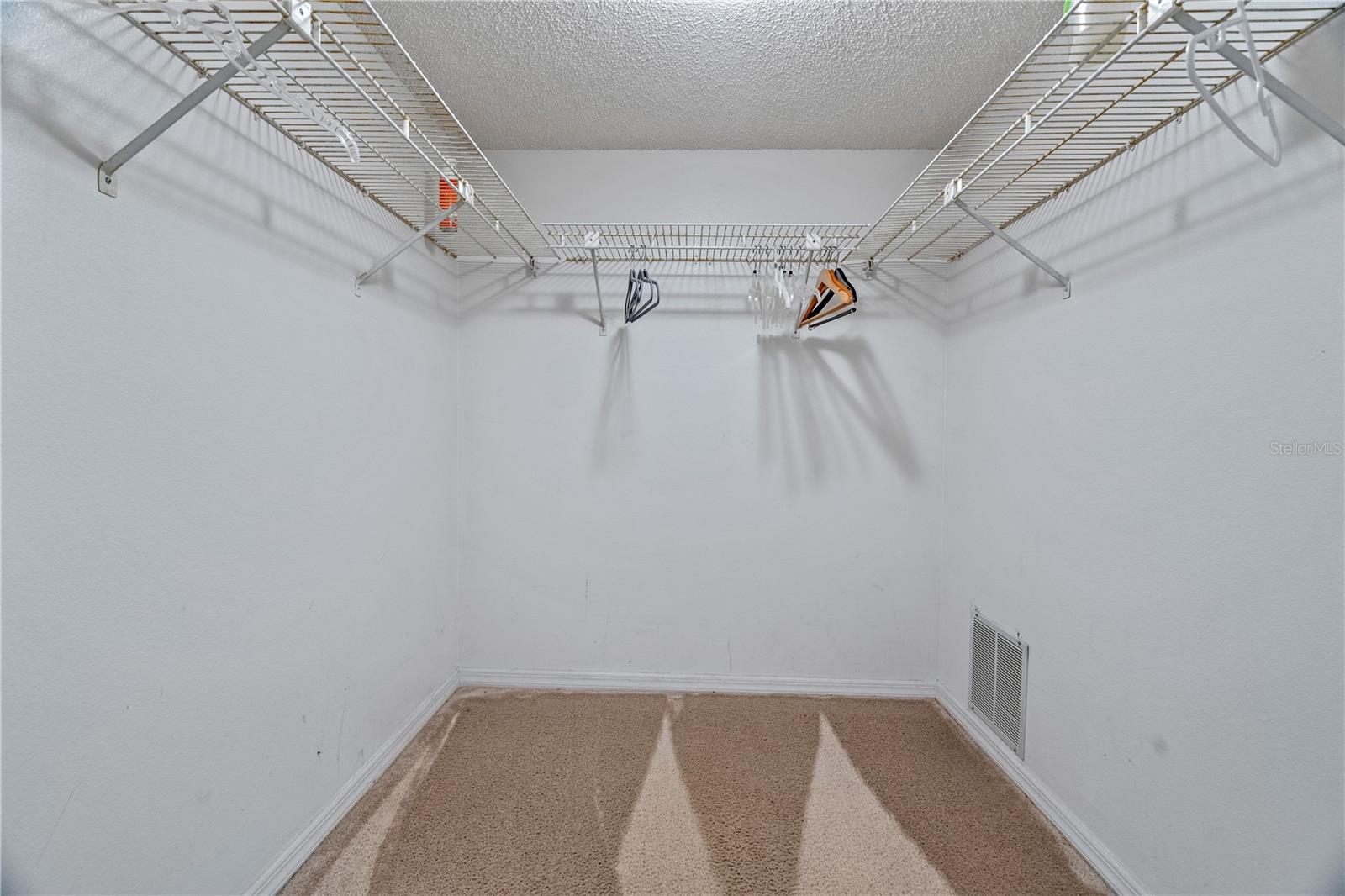 Image 35 of 40 For 18400 Gulf Boulevard 1105
