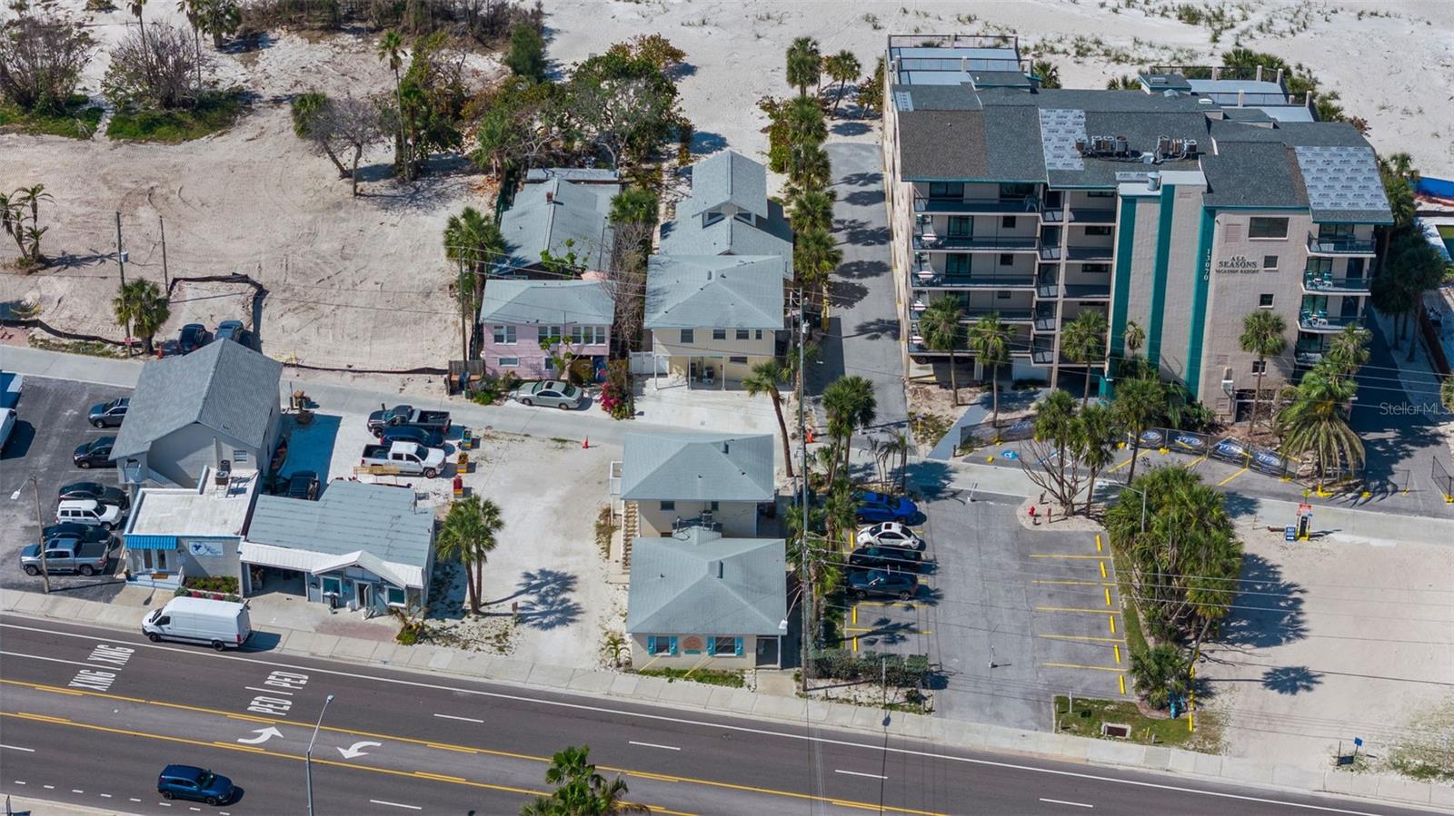 Image 25 of 66 For 13062 Gulf Boulevard