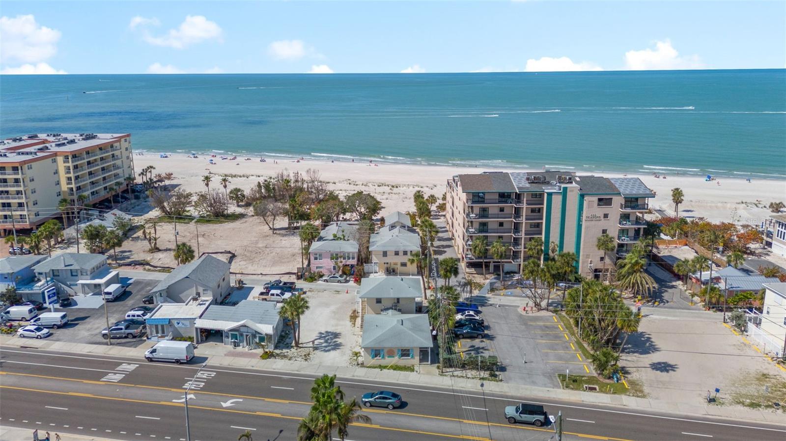 Image 26 of 66 For 13062 Gulf Boulevard