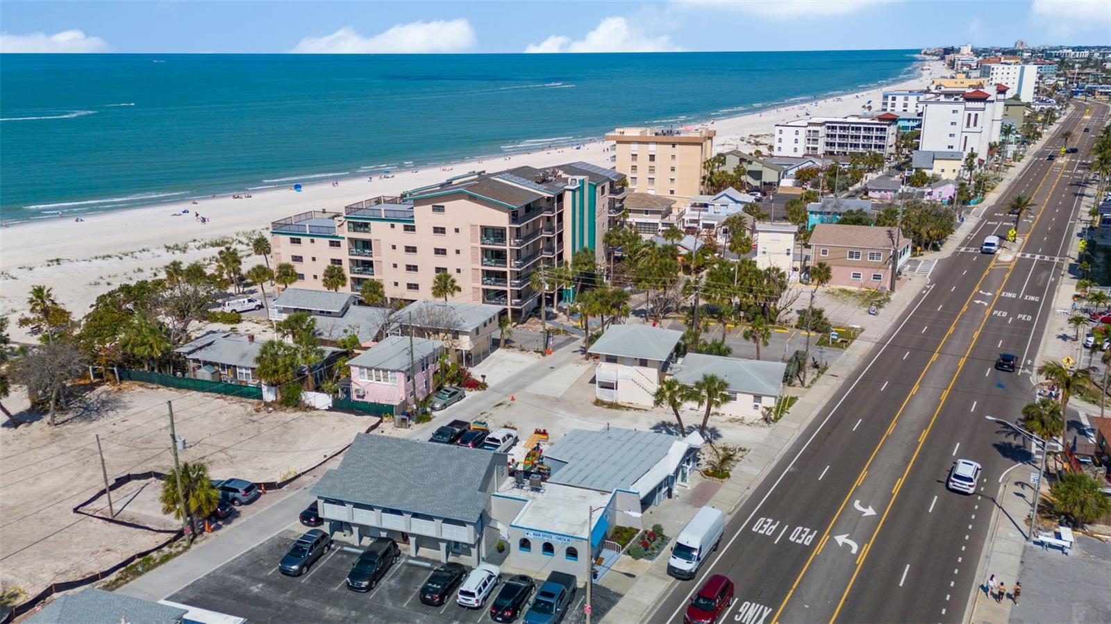 Image 28 of 66 For 13062 Gulf Boulevard