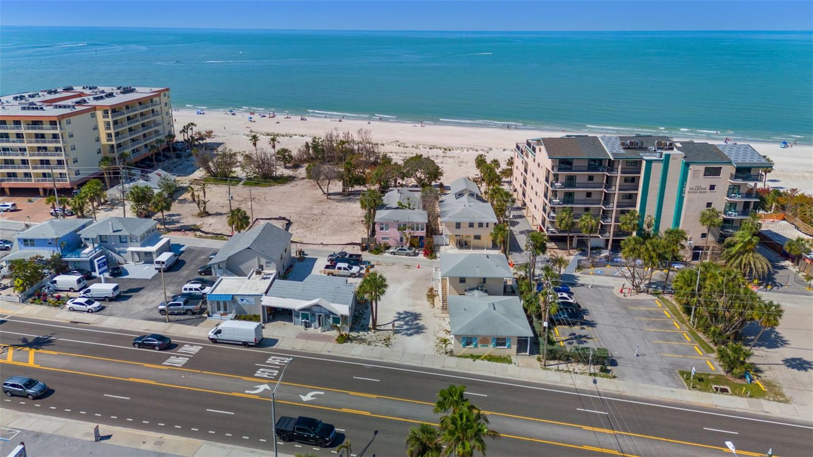 Image 3 of 66 For 13062 Gulf Boulevard