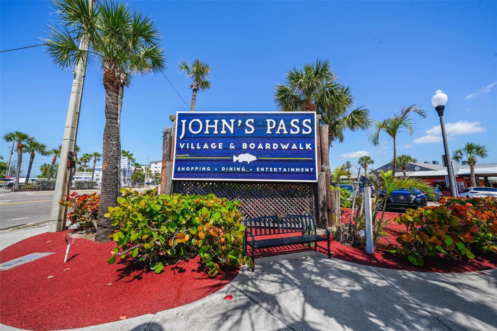 Image 33 of 66 For 13062 Gulf Boulevard