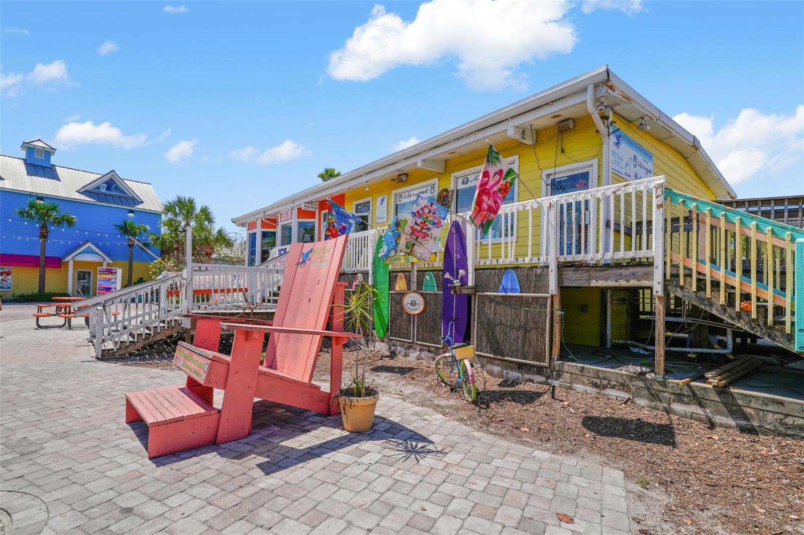 Image 36 of 66 For 13062 Gulf Boulevard