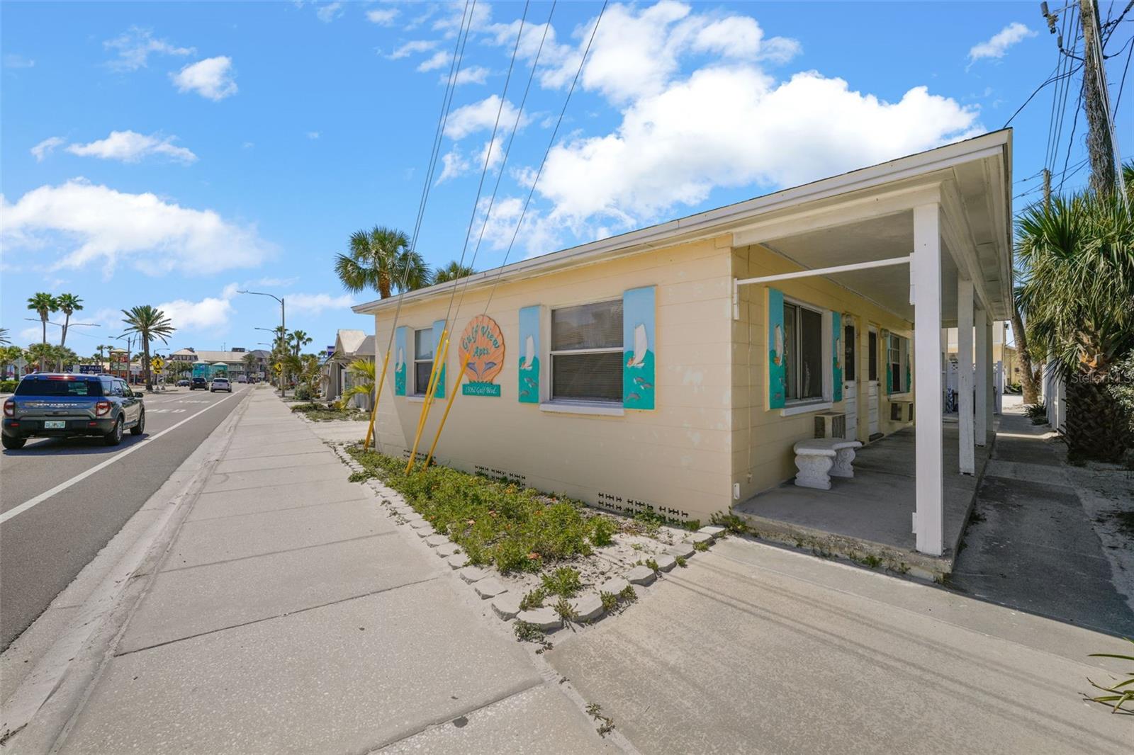 Image 7 of 66 For 13062 Gulf Boulevard