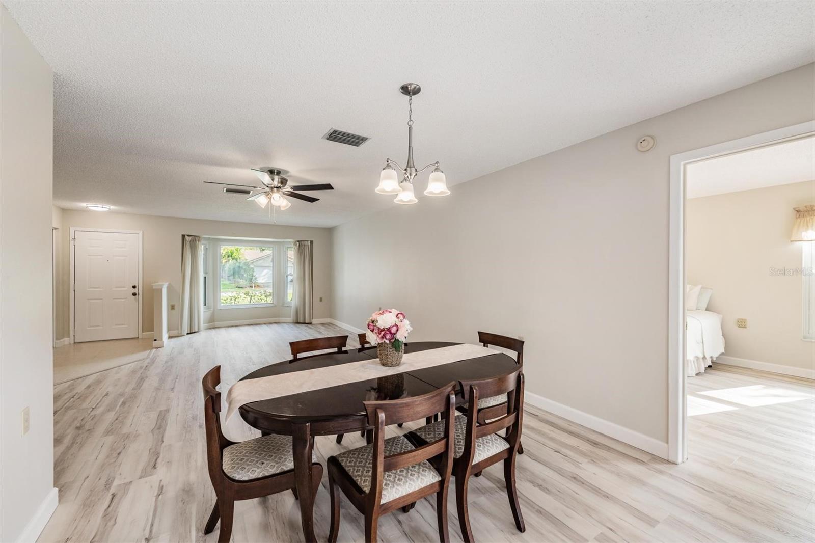 Image 12 of 57 For 3956 Tarpon Pointe Circle